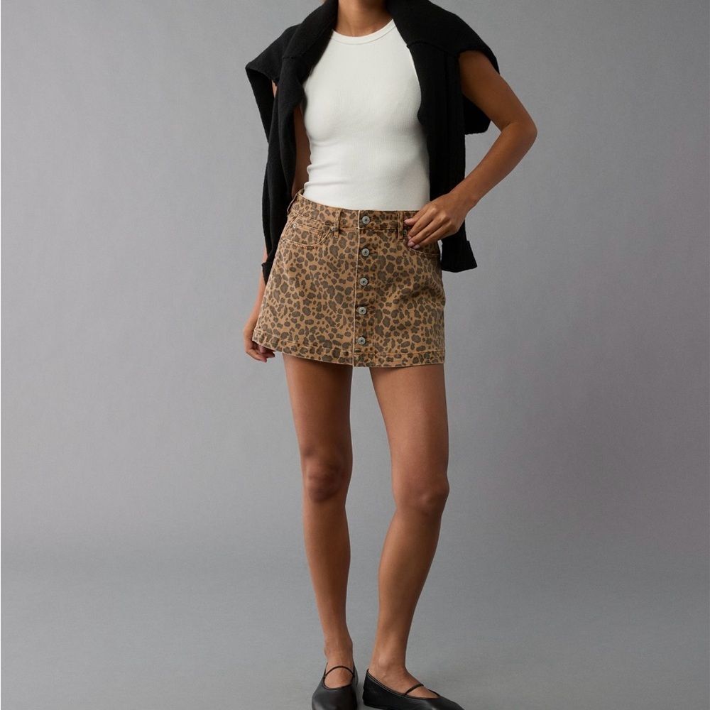 American Eagle Leopard Print Button-Front Skirt